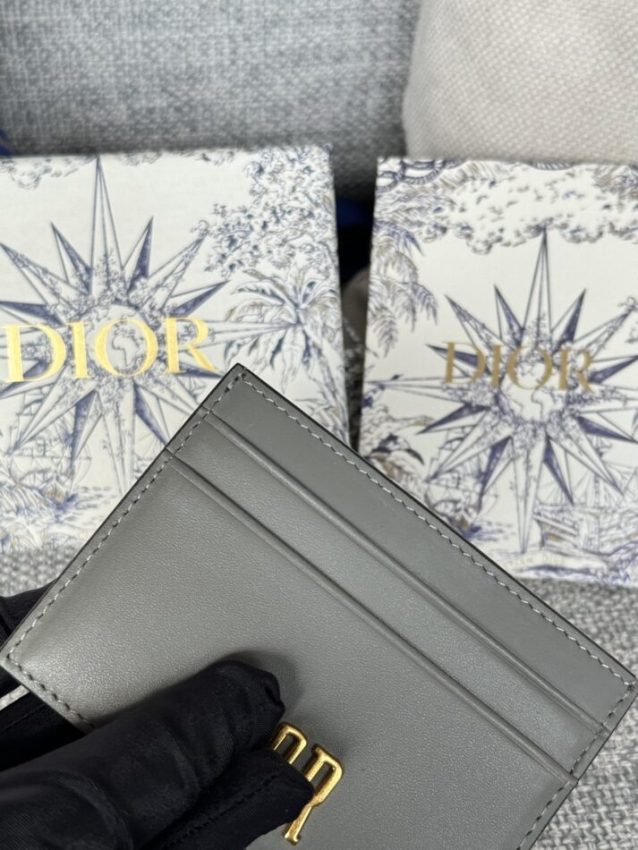 dior-d-fence-card-holder-gallery-6