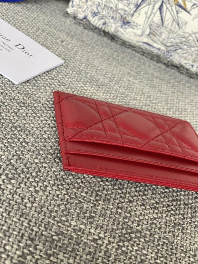 dior-freesia-card-holder-gallery-2