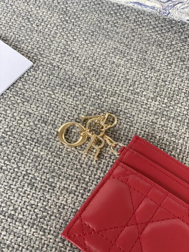 dior-freesia-card-holder-gallery-3