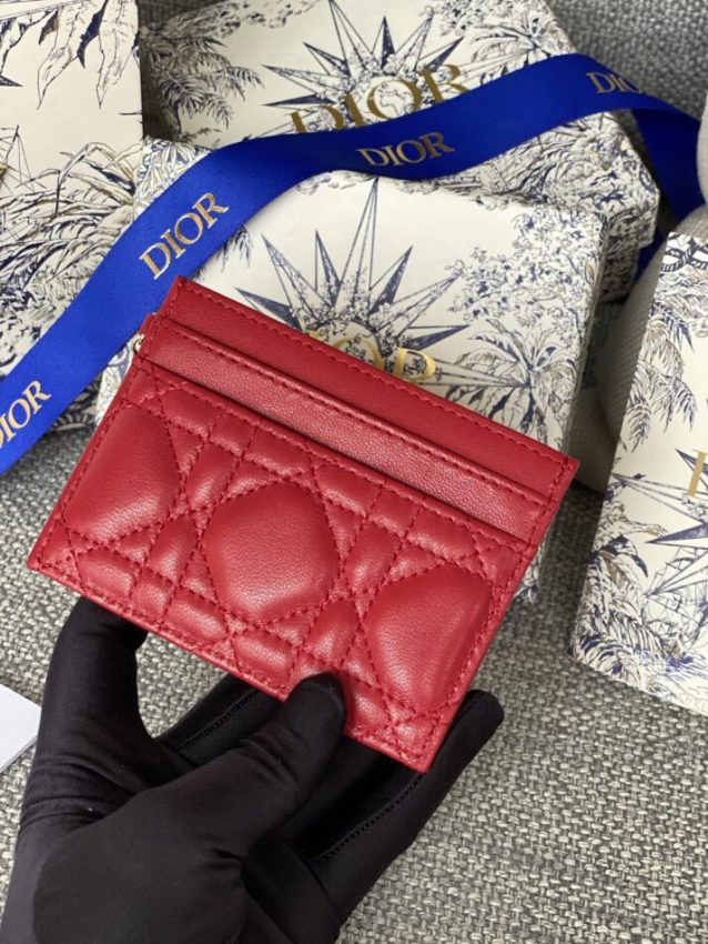 dior-freesia-card-holder-gallery-5