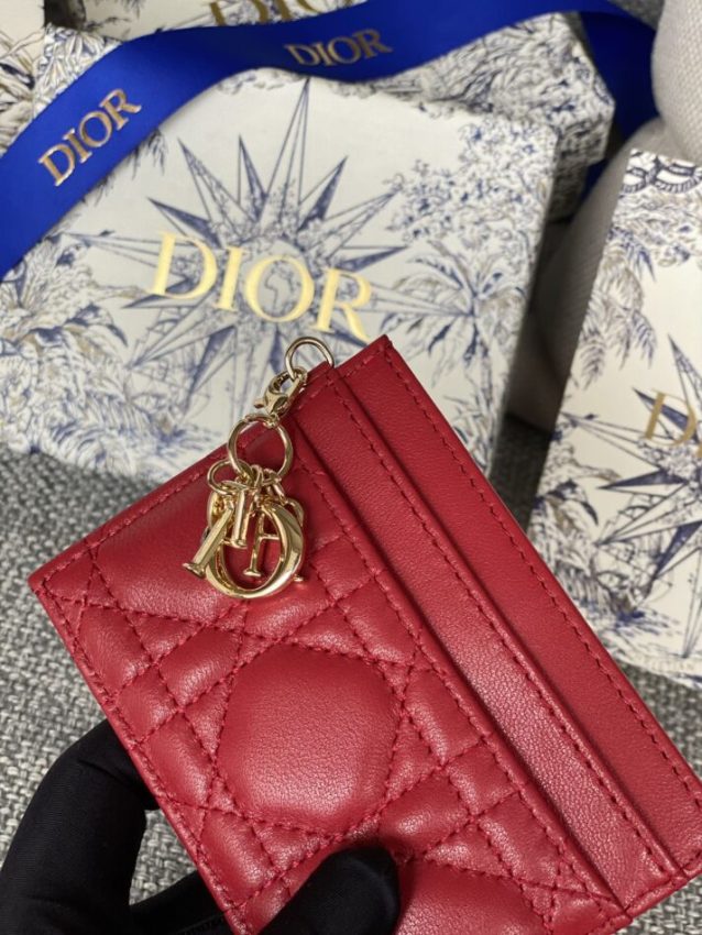 dior-freesia-card-holder-gallery-9