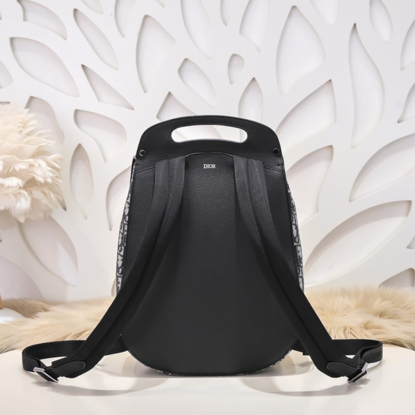 dior-gallop-backpack-gallery-1