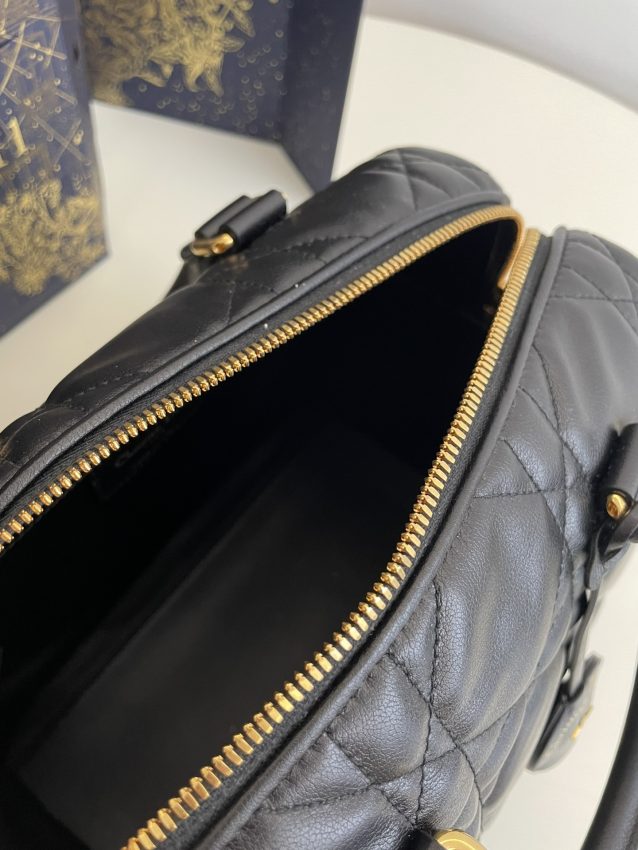 dior-groove-black-gallery-8