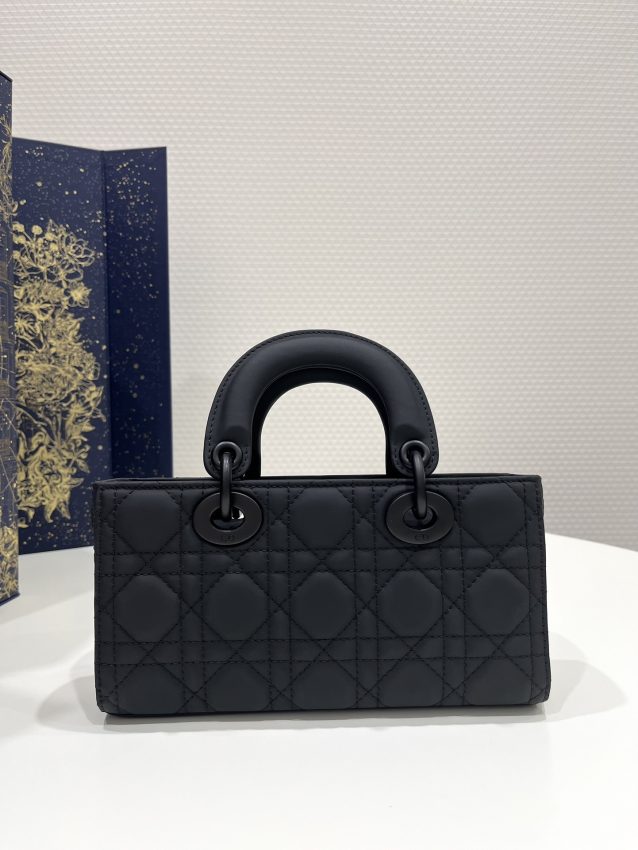 dior-lady-d-joy-bag-black-matte-gallery-1