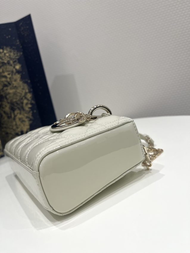 dior-lady-d-joy-bag-white-patent-gallery-4
