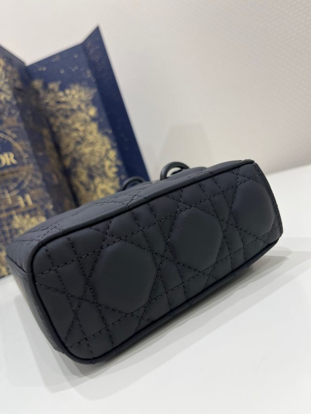 dior-lady-d-joy-large-bag-black-matte-gallery-4