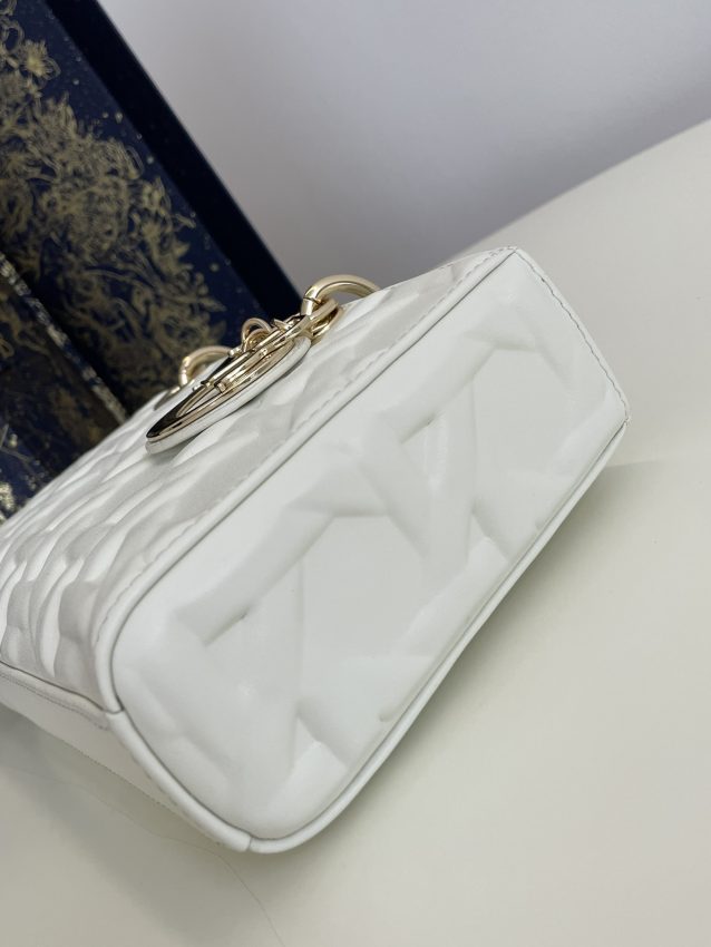 dior-lady-d-joy-large-bag-new-white-gallery-1