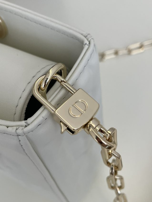 dior-lady-d-joy-large-bag-new-white-gallery-2