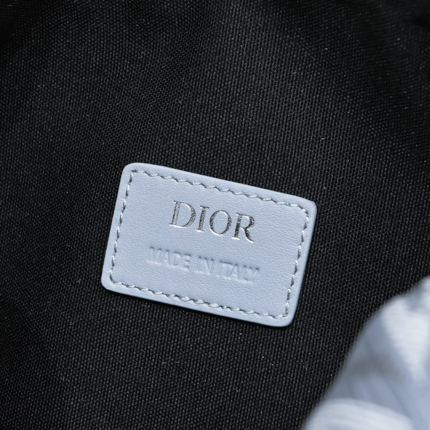 dior-lingot-22-diamond-grey-gallery-8