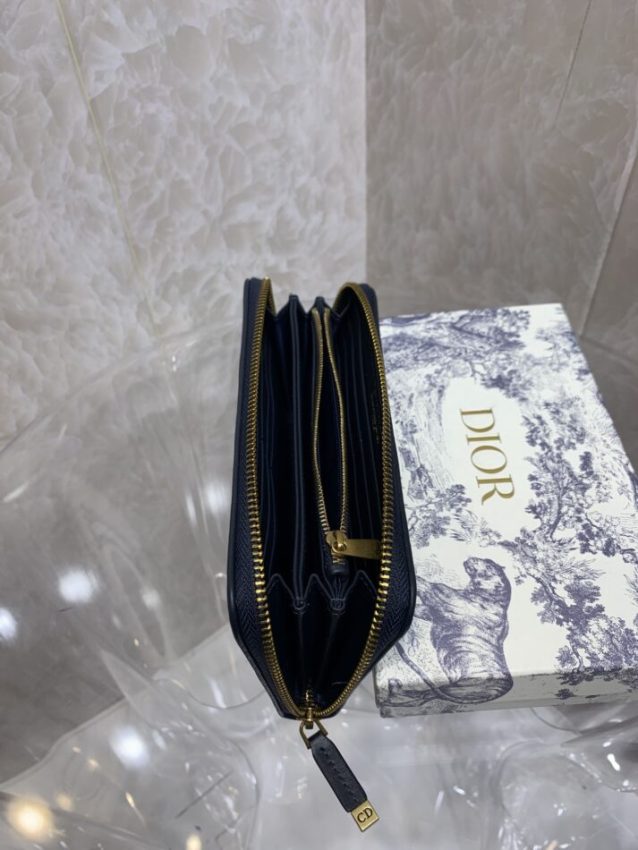 dior-long-zipper-wallet-gallery-2