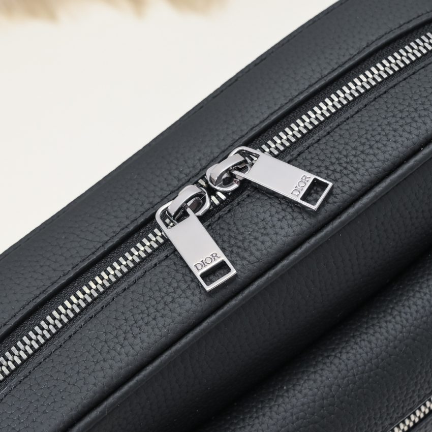 dior-rider-zipped-messenger-bag-gallery-4