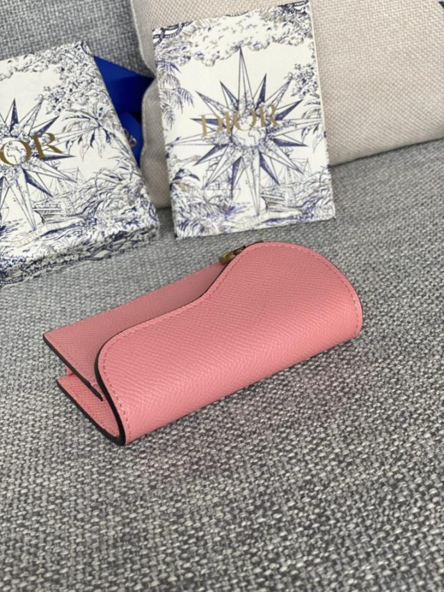dior-saddle-flap-card-holder-gallery-8