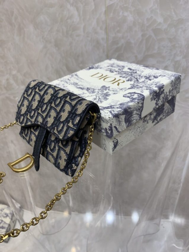 dior-saddle-pouch-with-chain-gallery-4