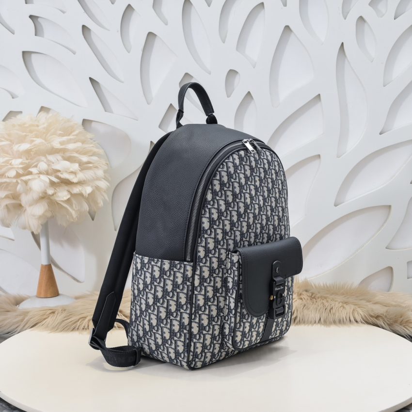 dior-saddle-zip-backpack-gallery-5