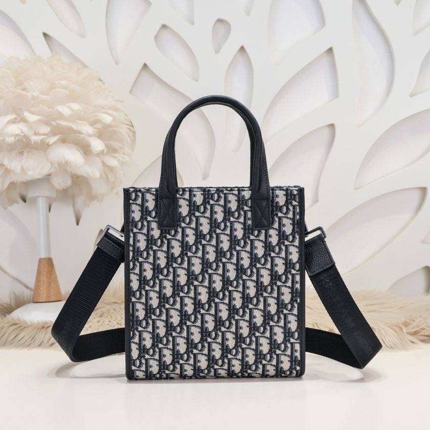 dior-safari-shopping-tote-small-gallery-6
