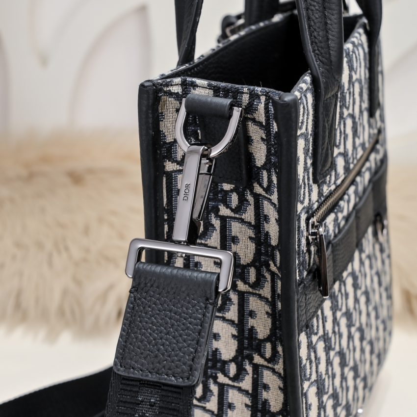 dior-safari-shopping-tote-small-gallery-7