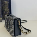 dior-signature-cd-square-gallery-1