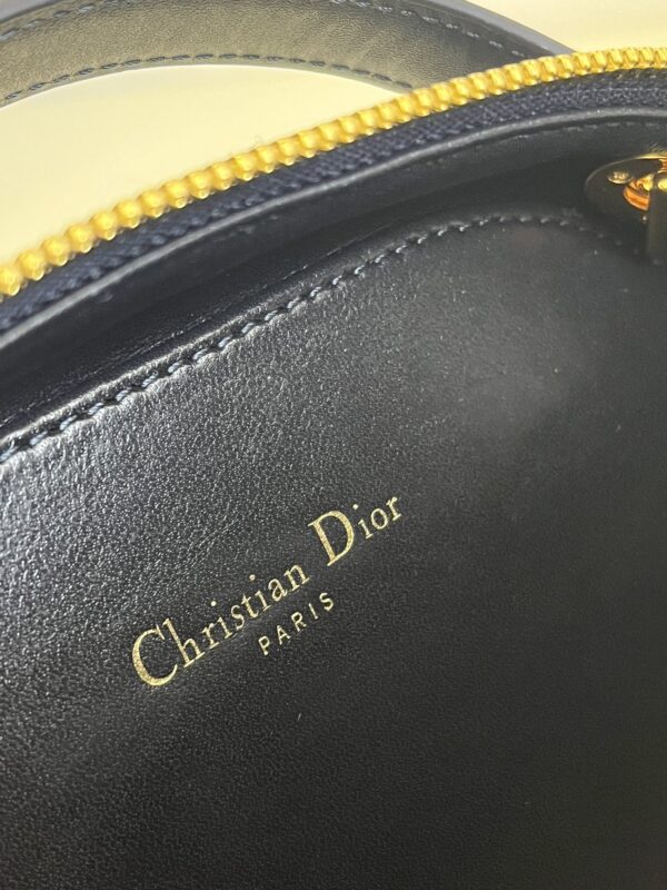 dior-signature-cd-top-handle-gallery-1