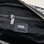 dior-tioletry-bag-gallery-7