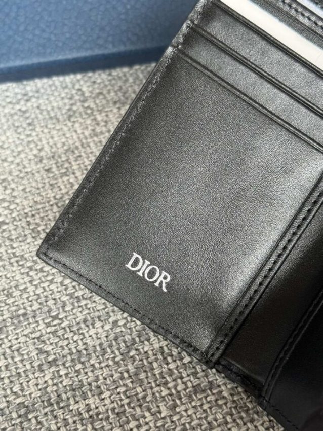 dior-zipper-card-holder-black-gallery-1