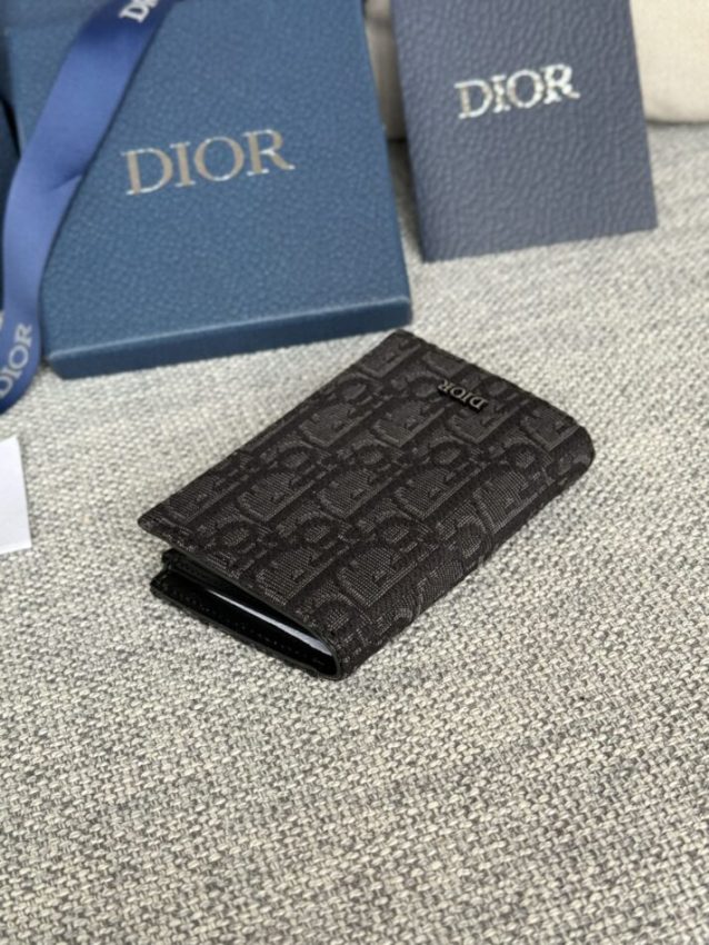 dior-zipper-card-holder-black-gallery-3