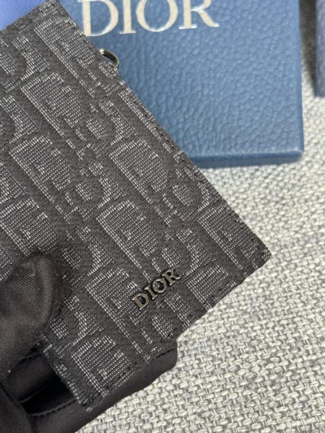 dior-zipper-card-holder-black-gallery-5