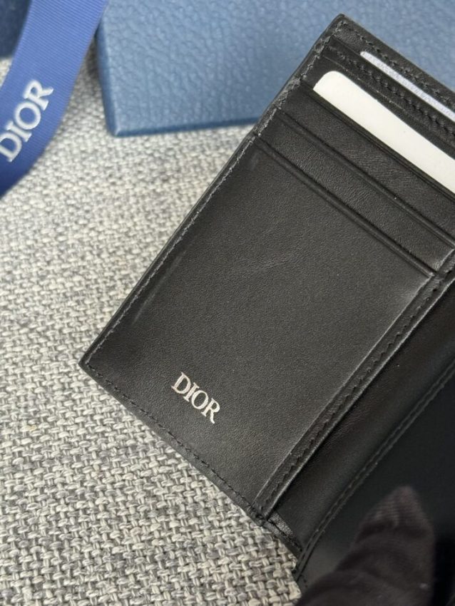 dior-zipper-card-holder-white-gallery-3