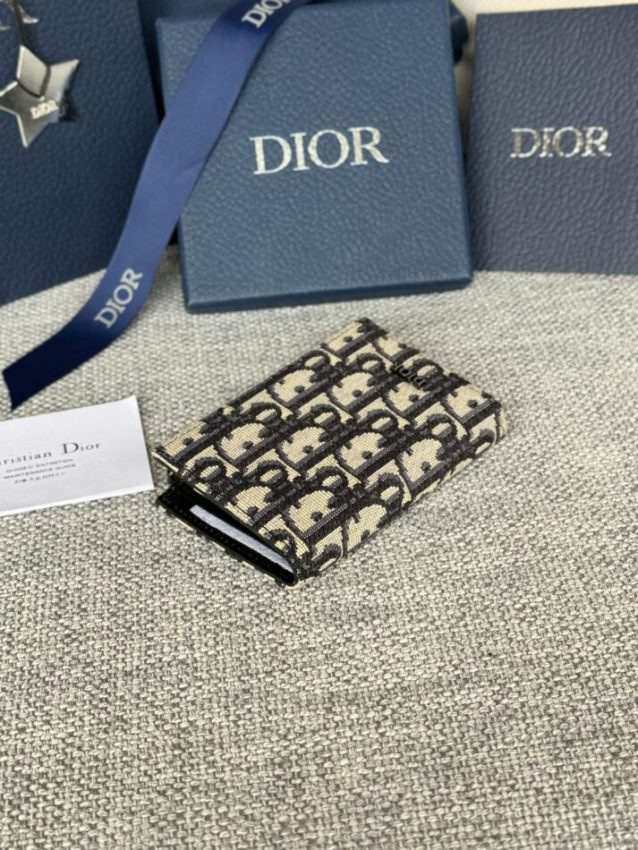 dior-zipper-card-holder-white-gallery-8