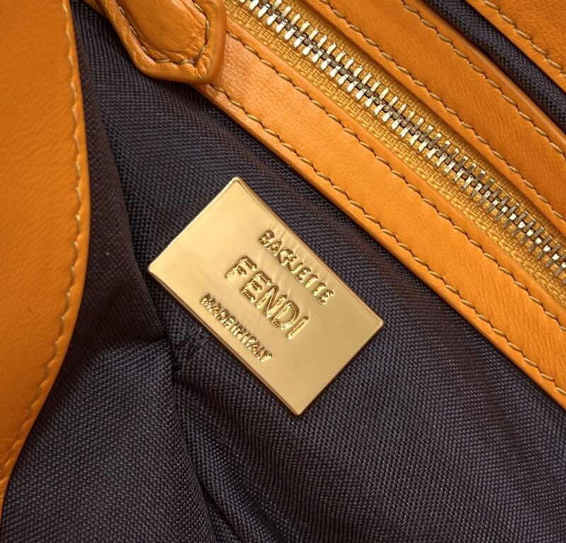 fendi-baguette-orange-gallery-8