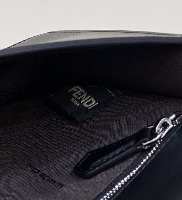 fendi-baguette-pouch-black-gallery-4