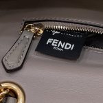 fendi-baguette-sliding-chain-beige-gallery-6