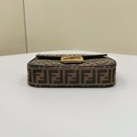 fendi-baguette-sliding-chain-ff-brown-gallery-3