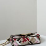fendi-baguette-small-beige-gallery-4