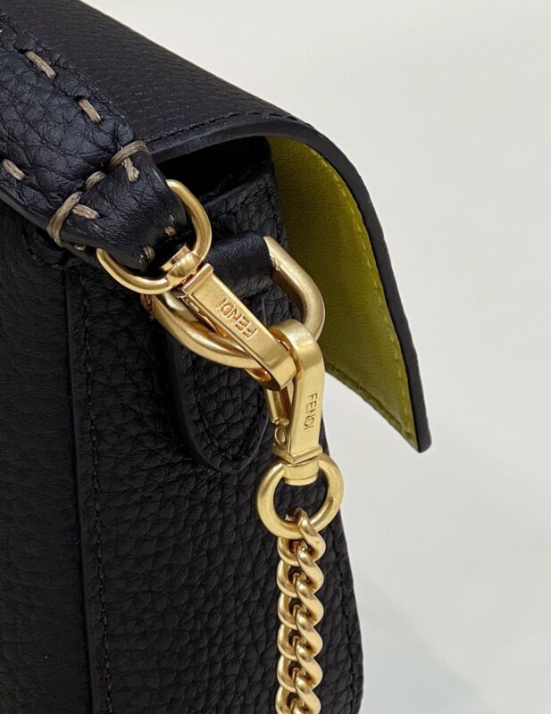 fendi-baguette-small-black-gallery-5