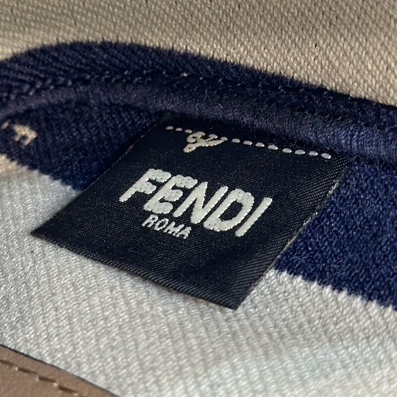 fendi-baguette-small-cotton-blue-gallery-6