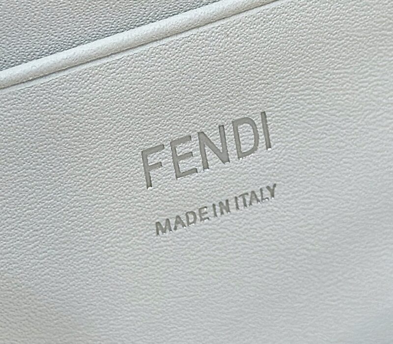fendi-baguette-small-white-gallery-5