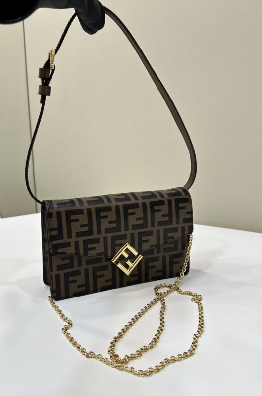 fendi-baguette-wallet-on-chain-gallery-1