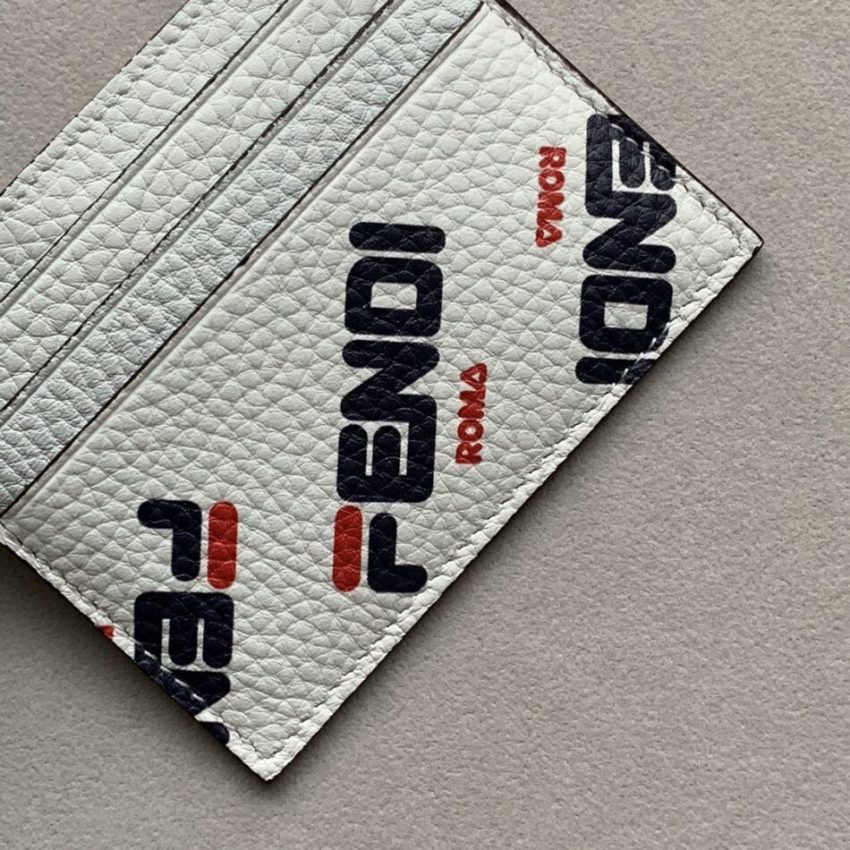 fendi-card-holder-white-gallery-4