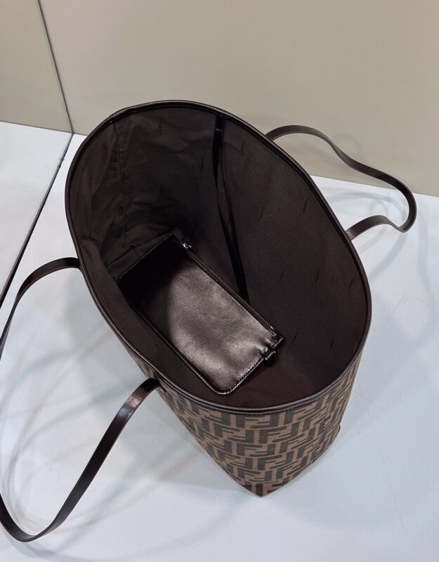 fendi-double-f-monogram-tote-gallery-8