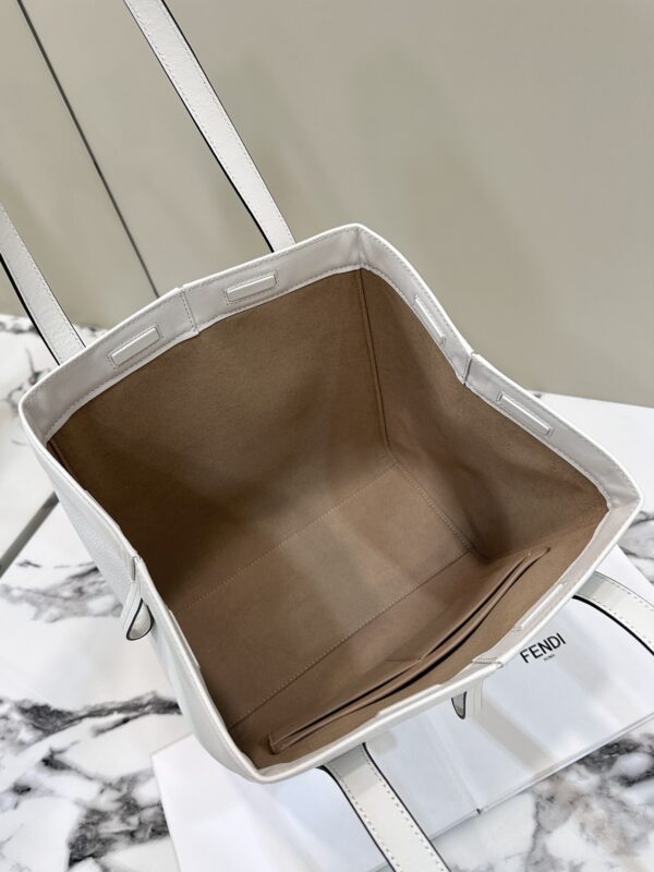 fendi-origami-large-white-gallery-7