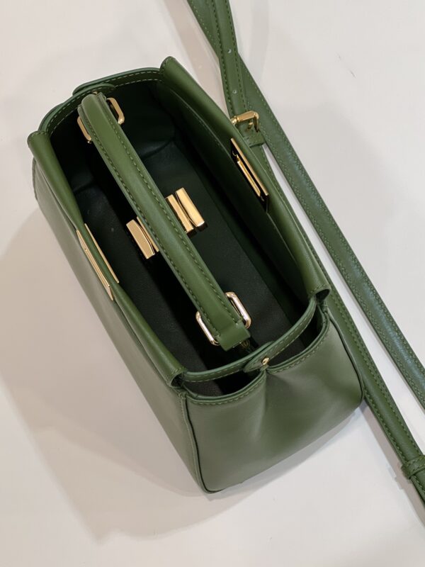 fendi-peekaboo-green-gallery-8