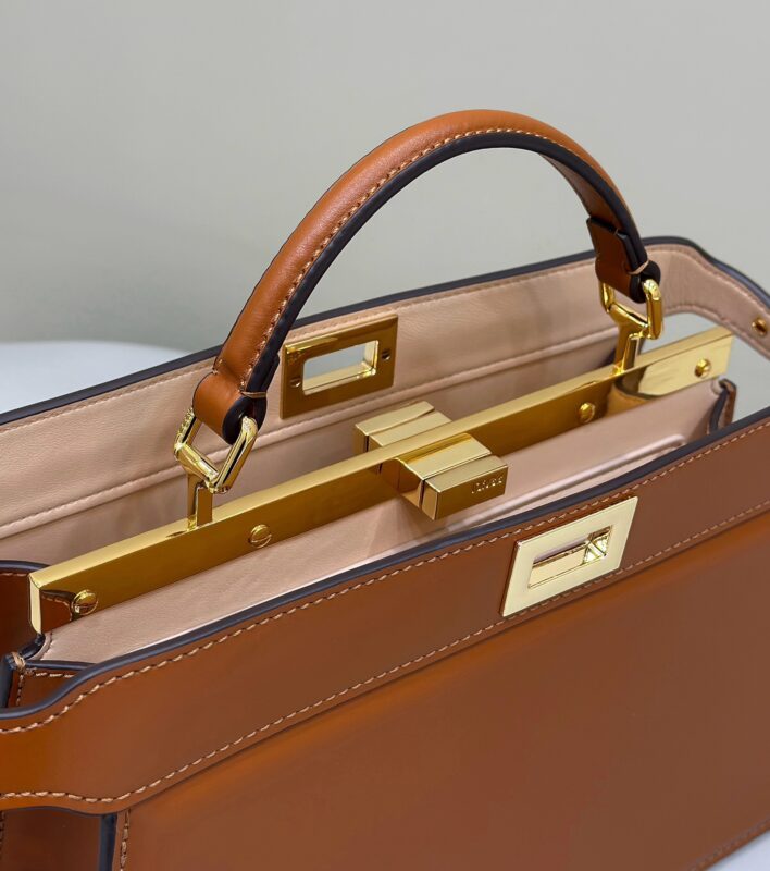 fendi-peekaboo-large-brown-2-gallery-6