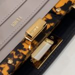 fendi-peekaboo-medium-beige-gallery-4