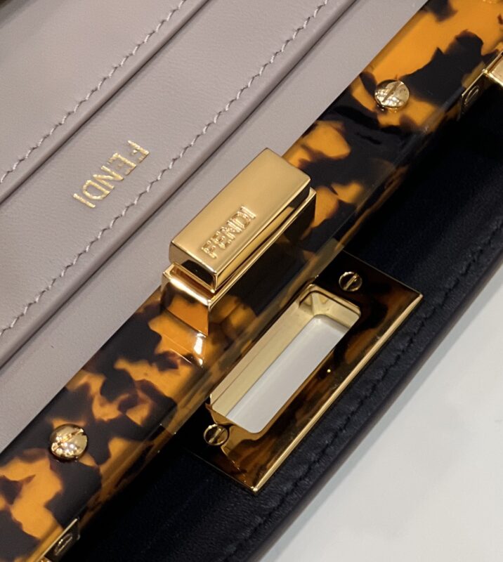 fendi-peekaboo-medium-beige-gallery-4