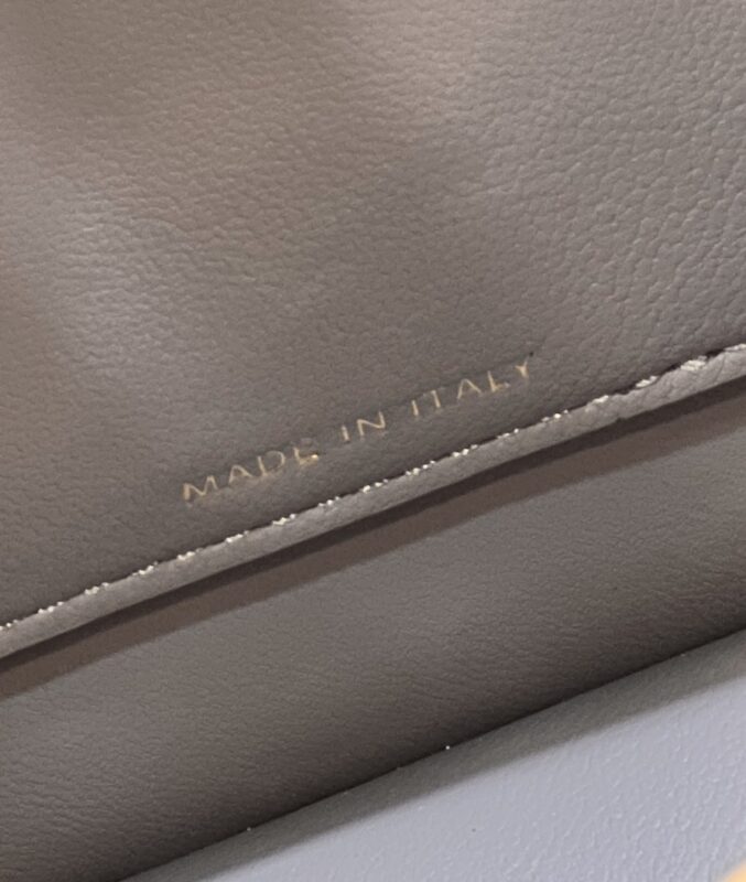 fendi-peekaboo-medium-beige-gallery-6