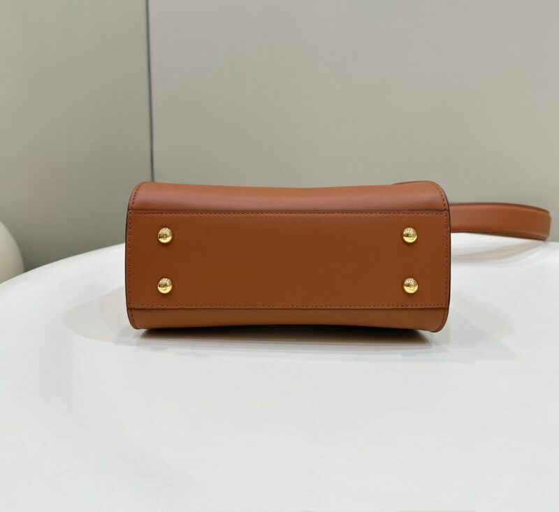 fendi-peekaboo-medium-brown-gallery-2