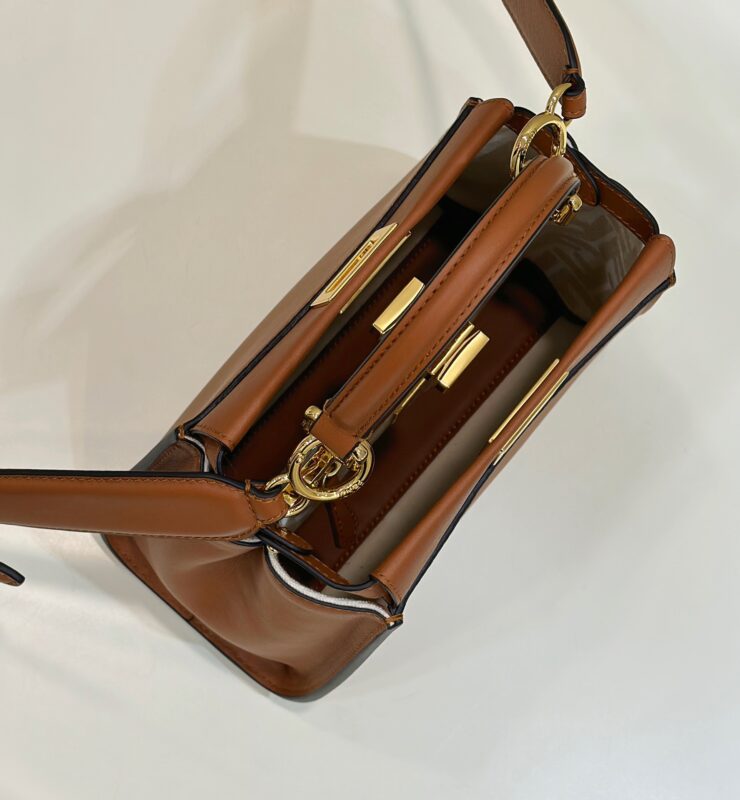 fendi-peekaboo-medium-brown-gallery-7
