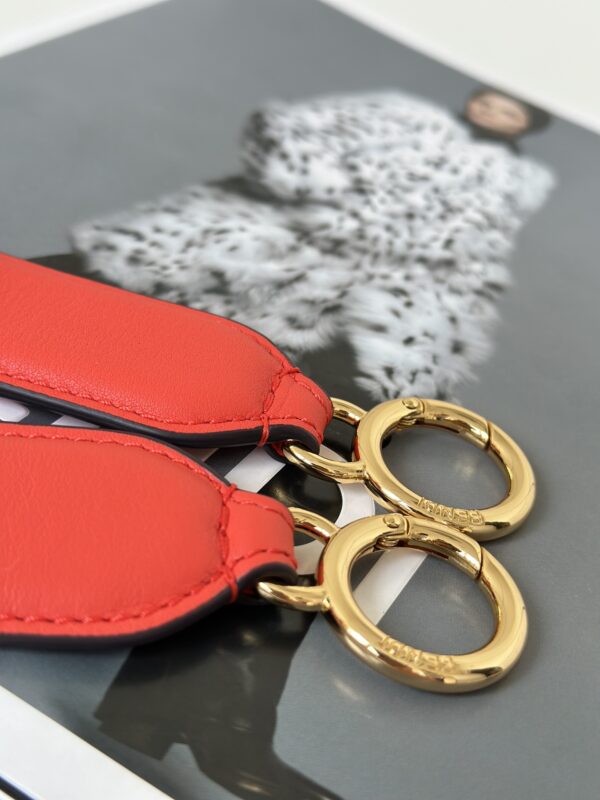 fendi-peekaboo-small-red-gallery-6