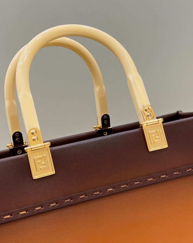 fendi-peekaboo-tote-brown-gallery-4
