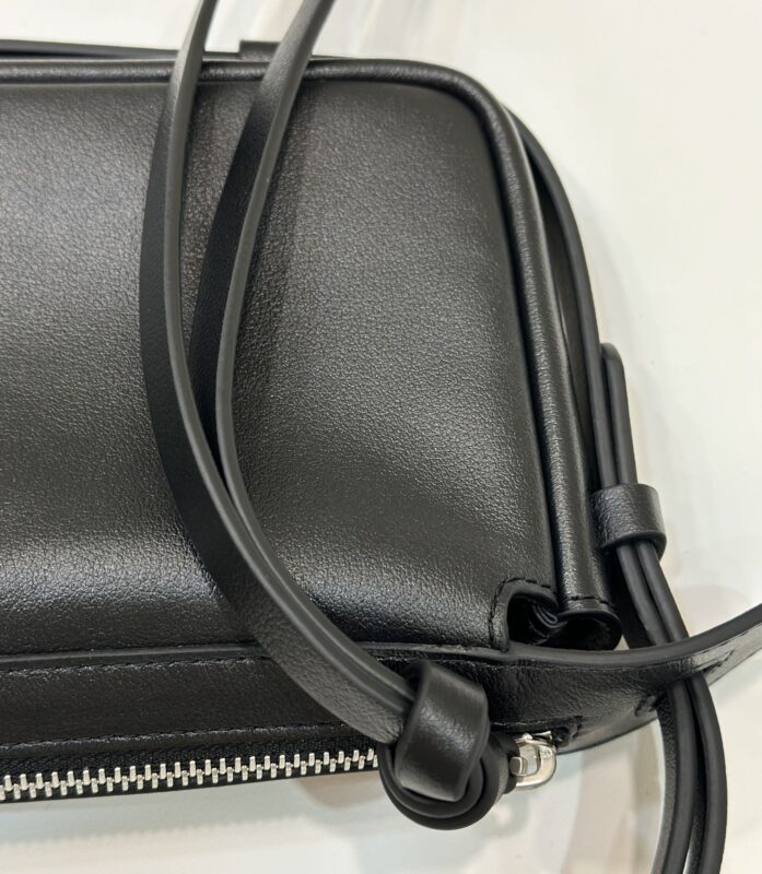 fendi-simply-black-gallery-6